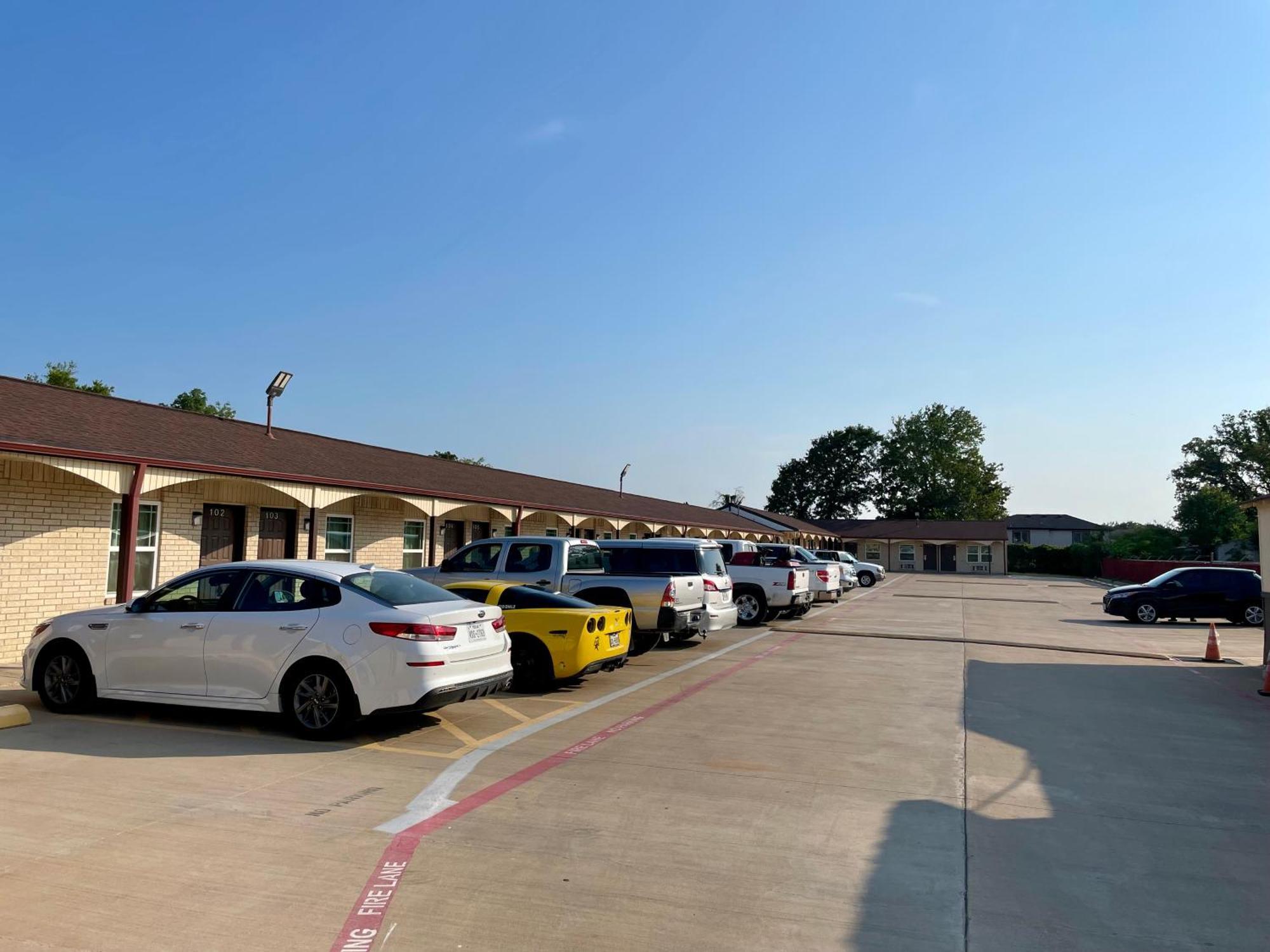 Ankur Inn Motel Dallas Kültér fotó